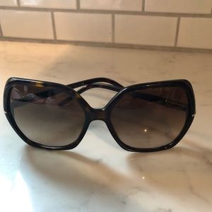 100% authentic Burberry sunglasses